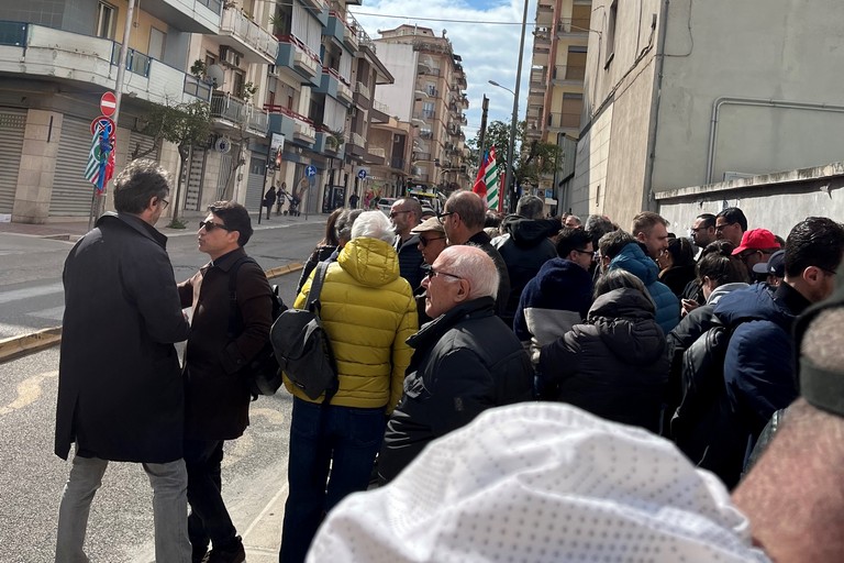 Vertenza Lavoratori Sanitaservice Sit In Davanti Allospedale Di Andria