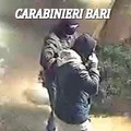 Assaltano un'agenzia di assicurazioni nel giorno dell'anti-Vigilia: arrestati