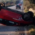 Provinciale Andria - Trani: auto ribaltata con un 21enne ferito