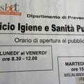 Ufficio Igiene: cavallette e proprietà oscura