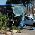 Due morti sulla SS 98 nei pressi di Corato: bus contro auto