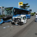 Due morti sulla SS 98 nei pressi di Corato: bus contro auto