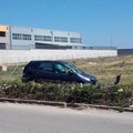 Auto fuori strada sulla "Andria - Trani"