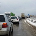 Neve ad Andria i disagi al traffico