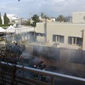 Auto in fiamme in via Zandonai, panico tra i residenti