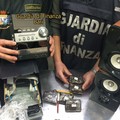 Stereo pieno di droga, Operazione della Finanza