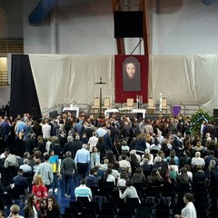 Funerali nel Palasport di Andria