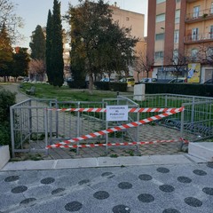 villa comunale e monumento ai caduti chiusi alla cittadinanza