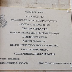 Lapide commemorativa a Palazzo di Città, in ricordo di Cinzio Violante