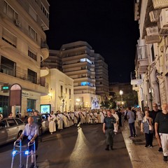 processione notturna per il trasferimento del simulacro della Madonna dei Miracoli