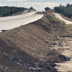 provinciale Andria Canosa di P.: complanari pericolose, a rischio sicurezza
