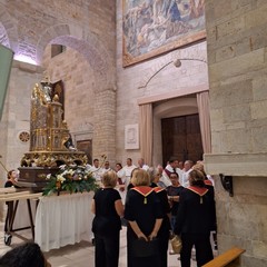 processione notturna per il trasferimento del simulacro della Madonna dei Miracoli