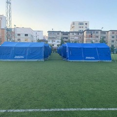 servono coperte e generi alimentari a lunga conservazione