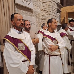 processione notturna per il trasferimento del simulacro della Madonna dei Miracoli