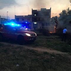 incendio lambisce la scuola elementare "Giuseppe Verdi" di Andria
