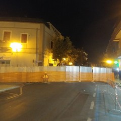 Caduta calcinacci in via Pisani, chiusa totalmente la strada al traffico