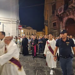 processione notturna per il trasferimento del simulacro della Madonna dei Miracoli