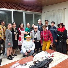 commedia in vernacolo andriese dal titolo "Ah ci timb"