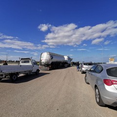 Protesta autotrasportatori: primi picchetti sulle strade della Bat