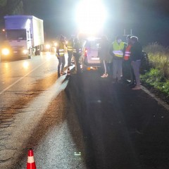 Grave incidente sulla strada tangenziale: scontro frontale tra due veicoli