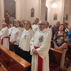 Cerimonia della vestizione di tre nuovi soci della Pia Associazione Crociferi