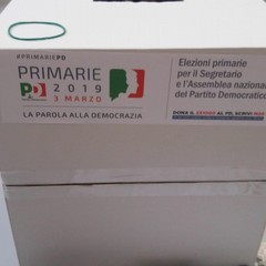 alcuni momenti delle votazioni per le primarie del Pd