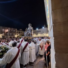 processione notturna per il trasferimento del simulacro della Madonna dei Miracoli