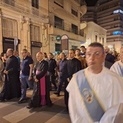 processione notturna per il trasferimento del simulacro della Madonna dei Miracoli