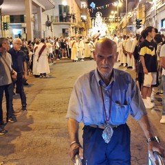 processione notturna per il trasferimento del simulacro della Madonna dei Miracoli