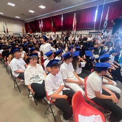 Emozioni, sorrisi e nuovi inizi: ieri la cerimonia di consegna dei diplomi all’istituto “Cafaro”
