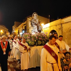 il simulacro della Madonna dei Miracoli al suo Santuario