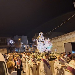 processione notturna per il trasferimento del simulacro della Madonna dei Miracoli