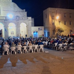 processione notturna per il trasferimento del simulacro della Madonna dei Miracoli