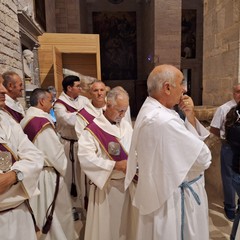 processione notturna per il trasferimento del simulacro della Madonna dei Miracoli