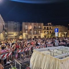 processione notturna per il trasferimento del simulacro della Madonna dei Miracoli