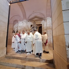 processione notturna per il trasferimento del simulacro della Madonna dei Miracoli