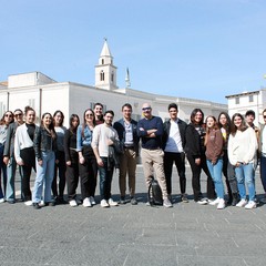 Andria Piazza Catuma Gli studenti di architettura del Politecnico Al centro il prof Fallacara