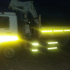 ladri in azione abbandonano camion rubato nei pressi di Castel del Monte