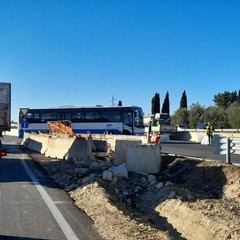 Traffico in tilt sull'Andria Canosa di Puglia causa il protrarsi dei lavori in corso