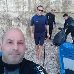 Il Centro Sub Andria e l'associazione Suppiamo ripuliscono alcune spiagge di Trani