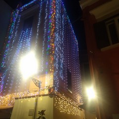 Tanti colori e luci per il Santo Natale al 3° vicolo Casalino