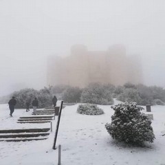 Coltre bianca su Castel del Monte