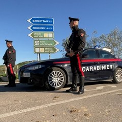 Rubano auto a Barletta, arrestati due andriesi dopo inseguimento