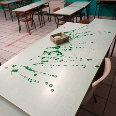 Incursione vandalica alla scuola "Don Tonino Bello"