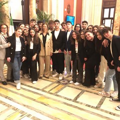 classi istituto carafa in visita a Palazzo Montecitorio a Roma con On Matera