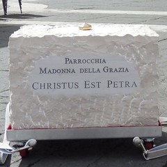 CRISTUS EST PETRA