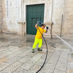 Pulizia e sanificazione nel centro storico