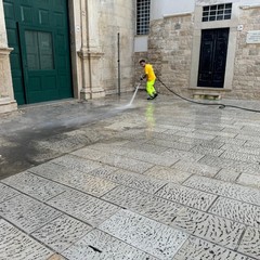 Pulizia e sanificazione nel centro storico