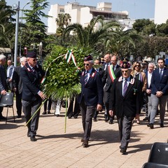 Il 25 aprile 2018 si ricorda il 73° anniversario della Liberazione dell’Italia dall’occupazione nazifascista ed è una festività civile. La celebrazione per ricordare questa data, venne istituita su proposta del presidente del Consiglio Alcide De Gasperi,  con una legge ordinaria nel maggio 1949, fu stabilito che il 25 aprile (già festeggiato a partire dal 1946), quale anniversario della Liberazione, rientrasse tra i giorni considerati di festa nazionale. Per garantire che la memoria di quegli eventi non andasse dispersa in seguito al decesso di chi aveva combattuto in prima linea contro il naz