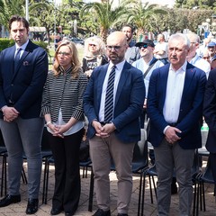 Il 25 aprile 2018 si ricorda il 73° anniversario della Liberazione dell’Italia dall’occupazione nazifascista ed è una festività civile. La celebrazione per ricordare questa data, venne istituita su proposta del presidente del Consiglio Alcide De Gasperi,  con una legge ordinaria nel maggio 1949, fu stabilito che il 25 aprile (già festeggiato a partire dal 1946), quale anniversario della Liberazione, rientrasse tra i giorni considerati di festa nazionale. Per garantire che la memoria di quegli eventi non andasse dispersa in seguito al decesso di chi aveva combattuto in prima linea contro il naz